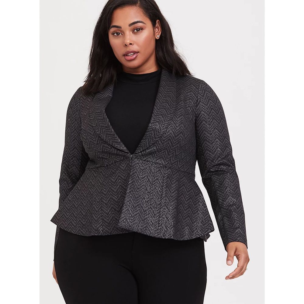 TORRID STUDIO UPTOWN PREMIUM PONTE BLACK CHEVRON STRETCH PEPLUM BLAZER SIZE 1X
